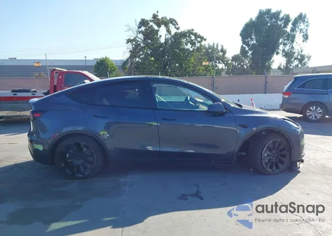 2023 Tesla Model Y Awd/Long Range Dual Motor All-Wheel Drive из США, поврежденный, VIN 7SAYGDEE3PF831212